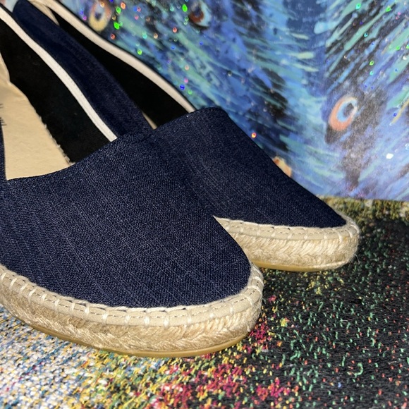 Neiman Marcus Size 8 Denim Wedge Espadrilles - Picture 2 of 14